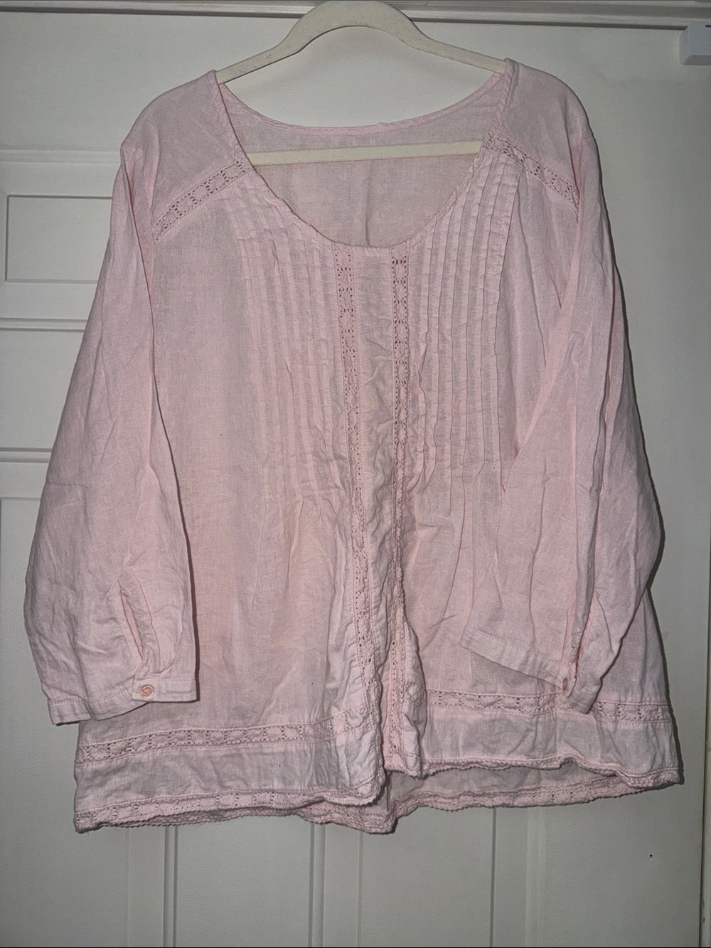 Light Pink Pintuck LINEN blend Peasant Blouse with Lace Trim. Oversized XL